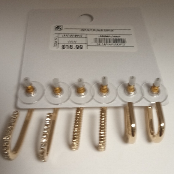 SUGARFIX BY BAUBLEBAR GOLDTONE HOOP CLIPS - Picture 2 of 3